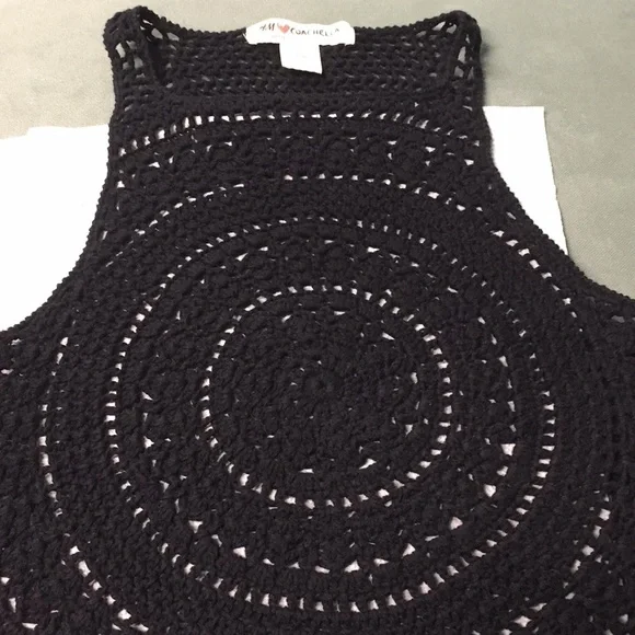 BNWOT H&M COACHELLA COLLECTION CROCHETED CROP TOP - Picture 1 of 5